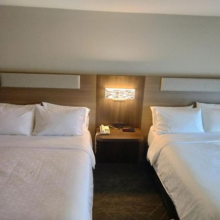 Holiday Inn Express Lapeer By Ihg Ngoại thất bức ảnh